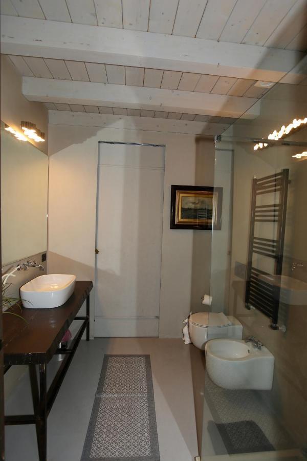 Loft Navigli With Private Garden Bed & Breakfast Milan Bagian luar foto